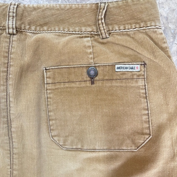 American Eagle Tan Corduroy Mini Skirt – Y2K Utility Style (Size 8) - Picture 6 of 9